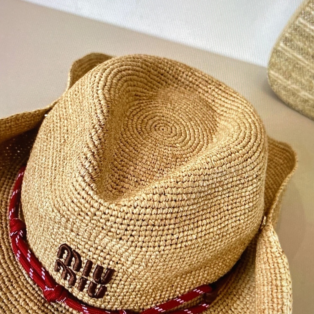 Classic MiuMiu Sun Straw Hat - Picture 3 of 8